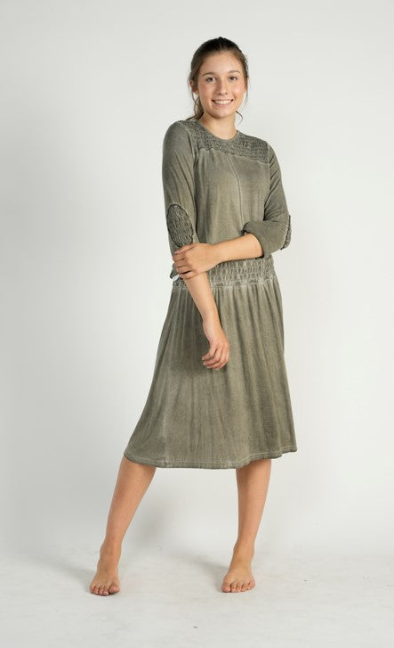TTYL SMOCK PATCHED TEE