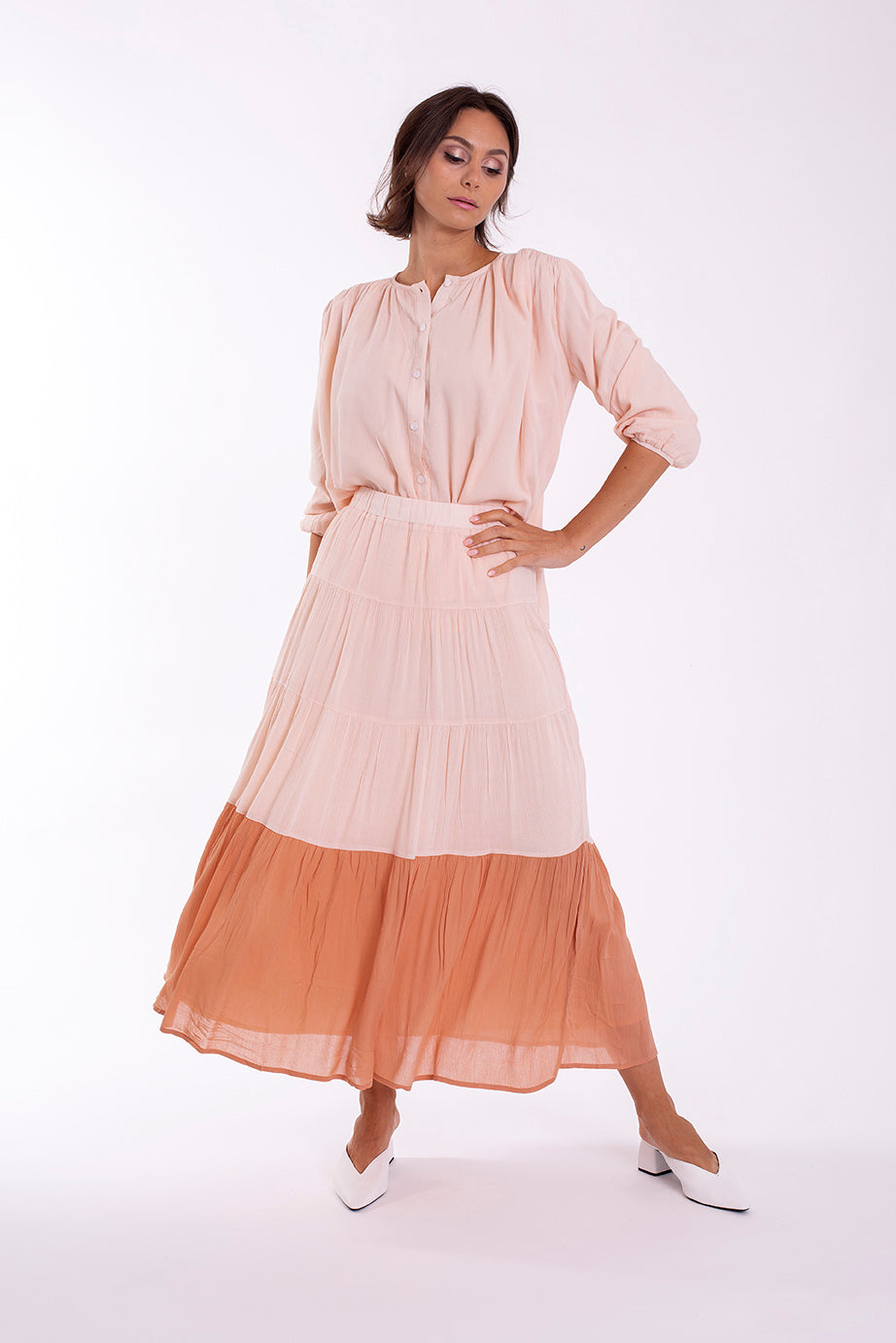 CONCEPT FLOWY BUTTON BLOUSE