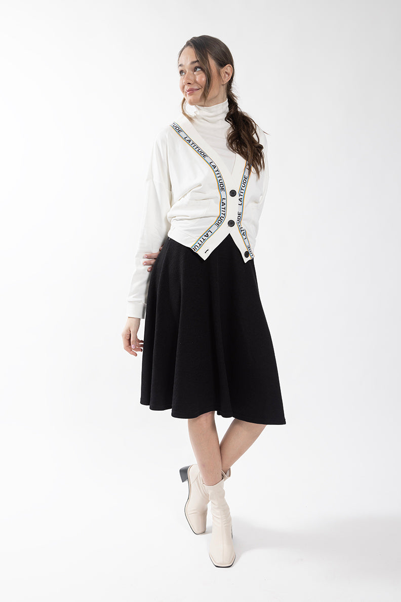LATITUDE LOGO TAPE CARDI