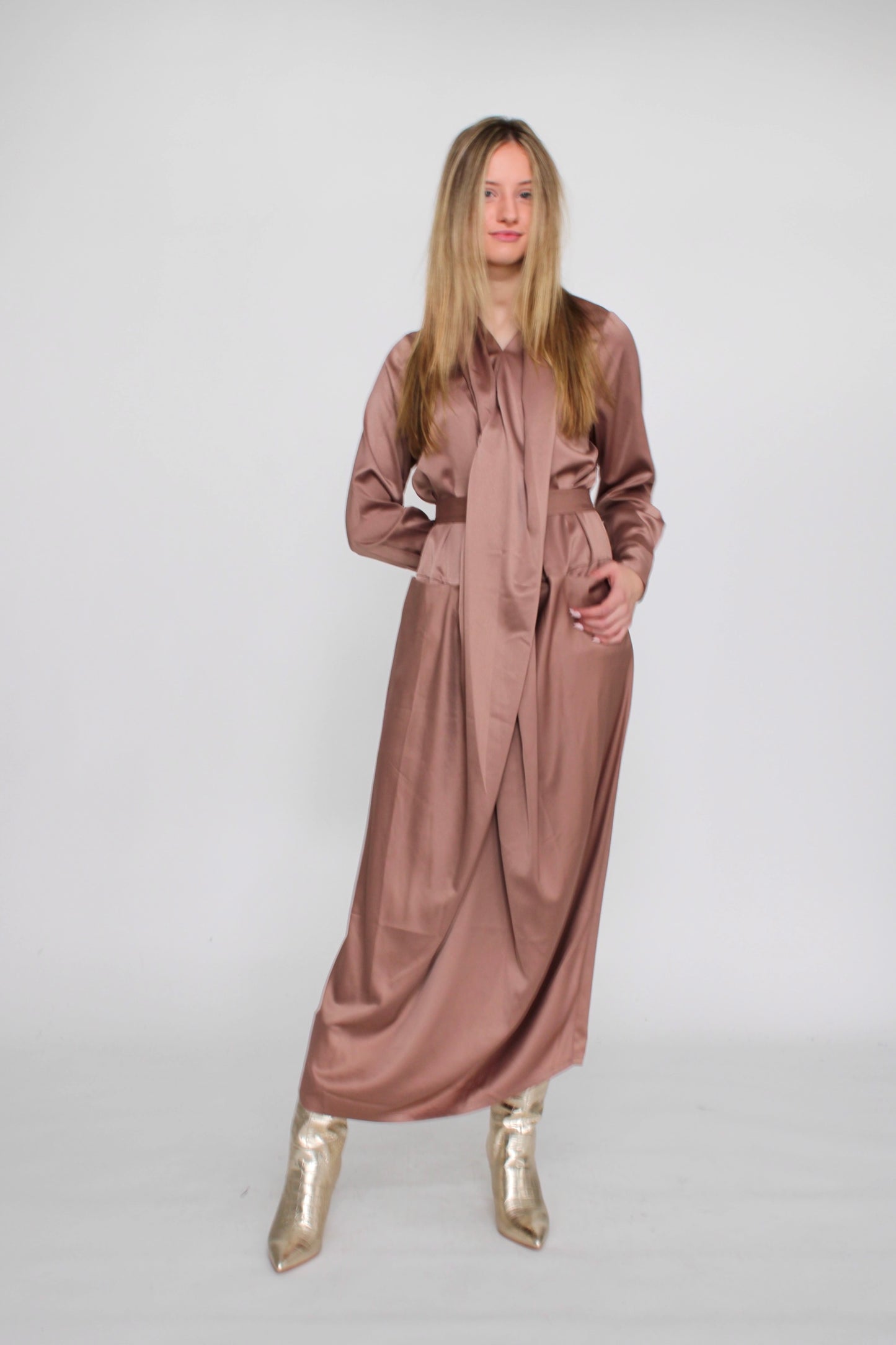 LATITUDE SILKY OVERSIZED MIDI DRESS
