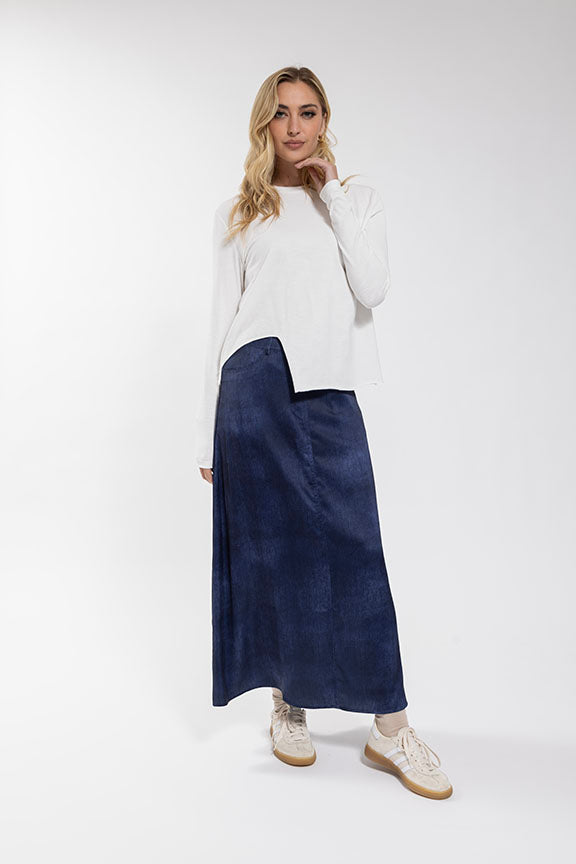 LATITUDE Silky Denim Skirt