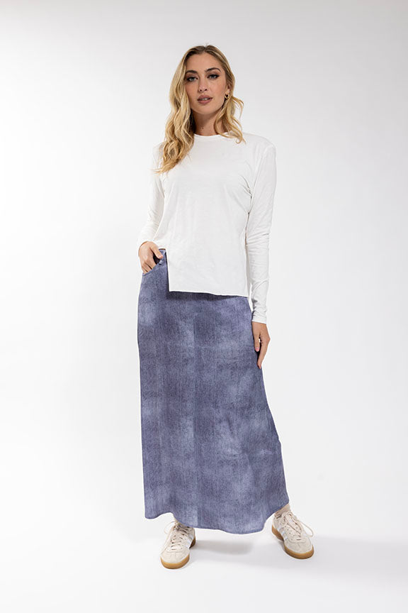 LATITUDE Silky Denim Skirt