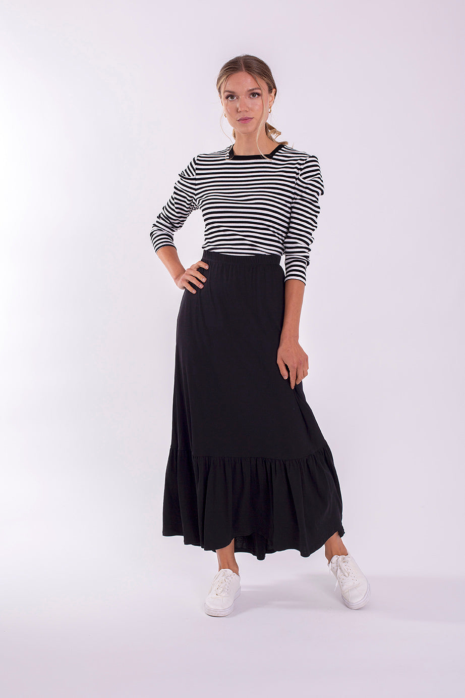 MONN RUFFLE BOTTOM MAXI SKIRT
