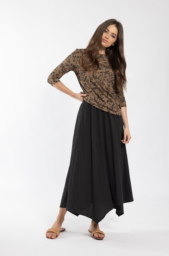 MONN FLORAL V-NECK TEE