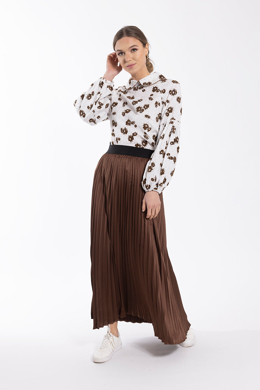 MAPLE & CLIFF PLEATED SILKY SKIRT