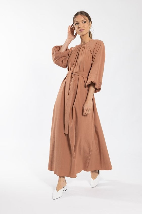 MAPLE & CLIFF BALLOON SLEEVE BELTED DRESS