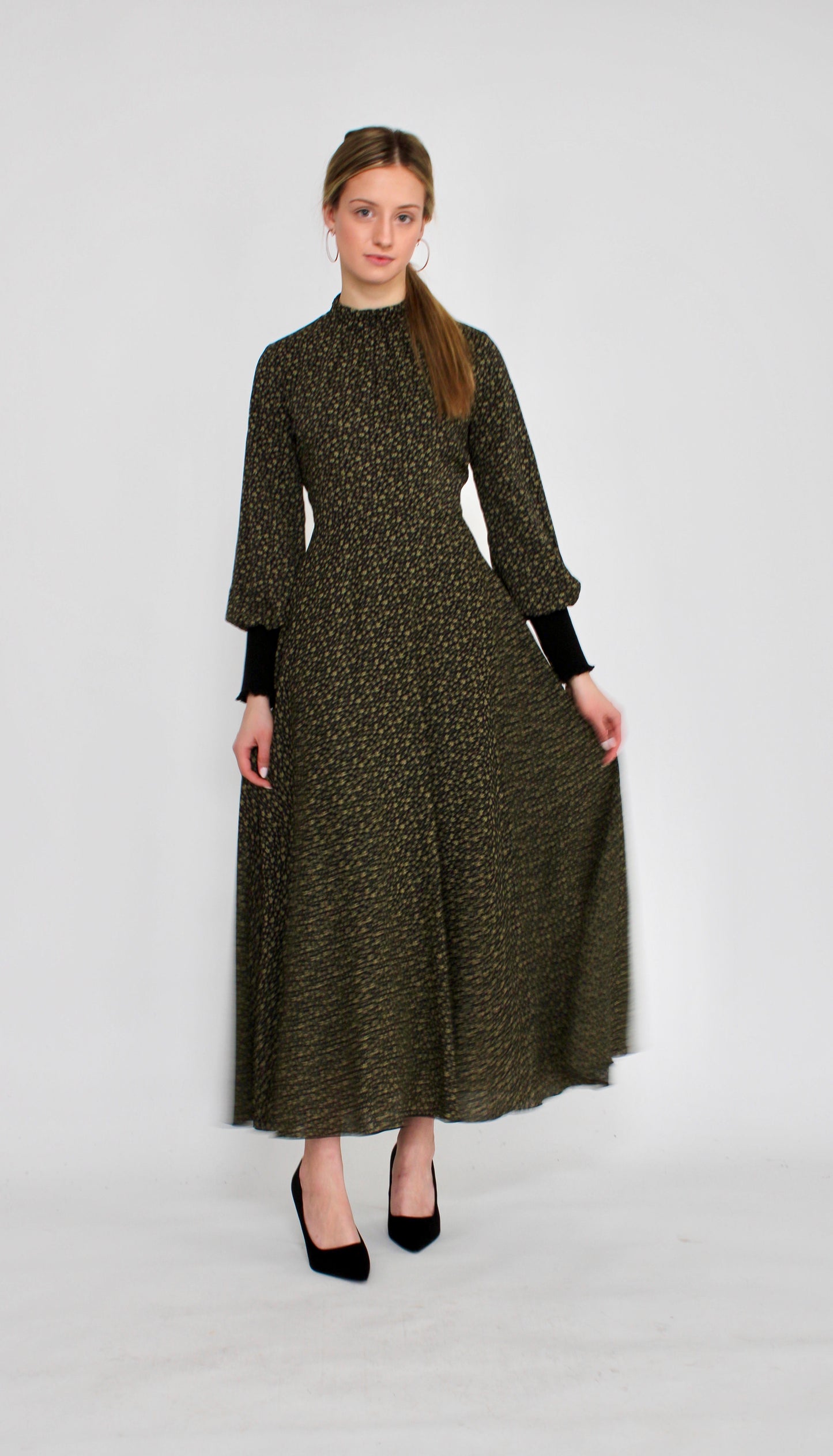 MAPLE & CLIFF FLORAL RIB CUFF DRESS