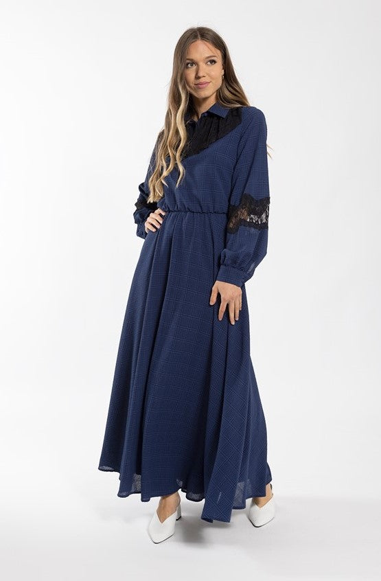 SOIE LACE DETAIL MAXI DRESS