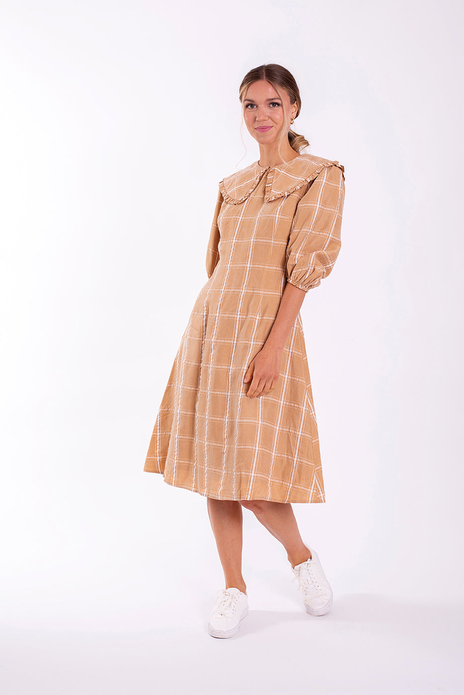 STATIC PLAID COLLAR DRESS
