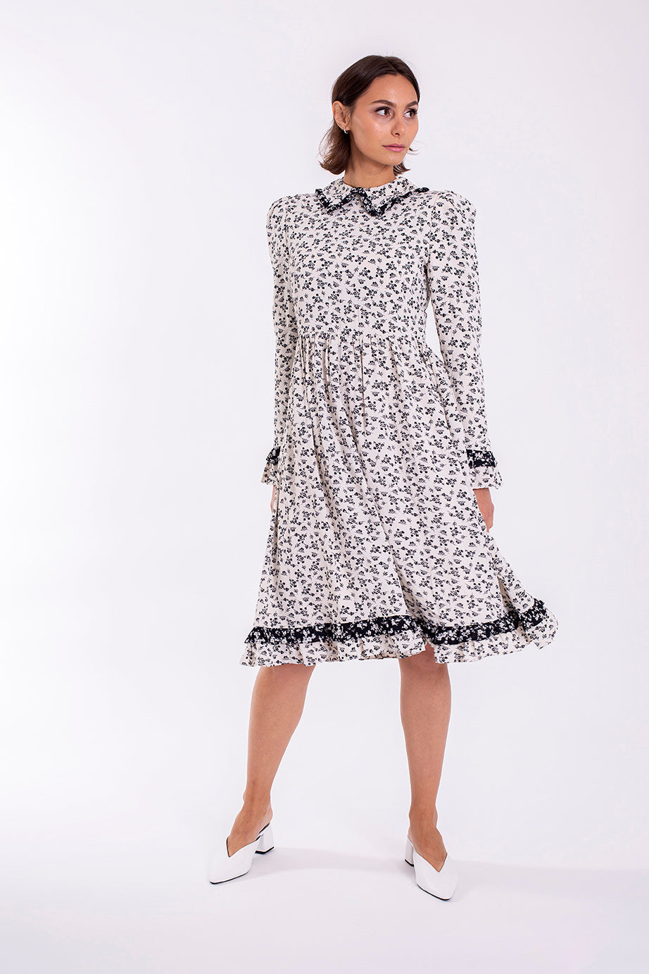 STATIC CONTRAST COLLAR FLORAL DRESS