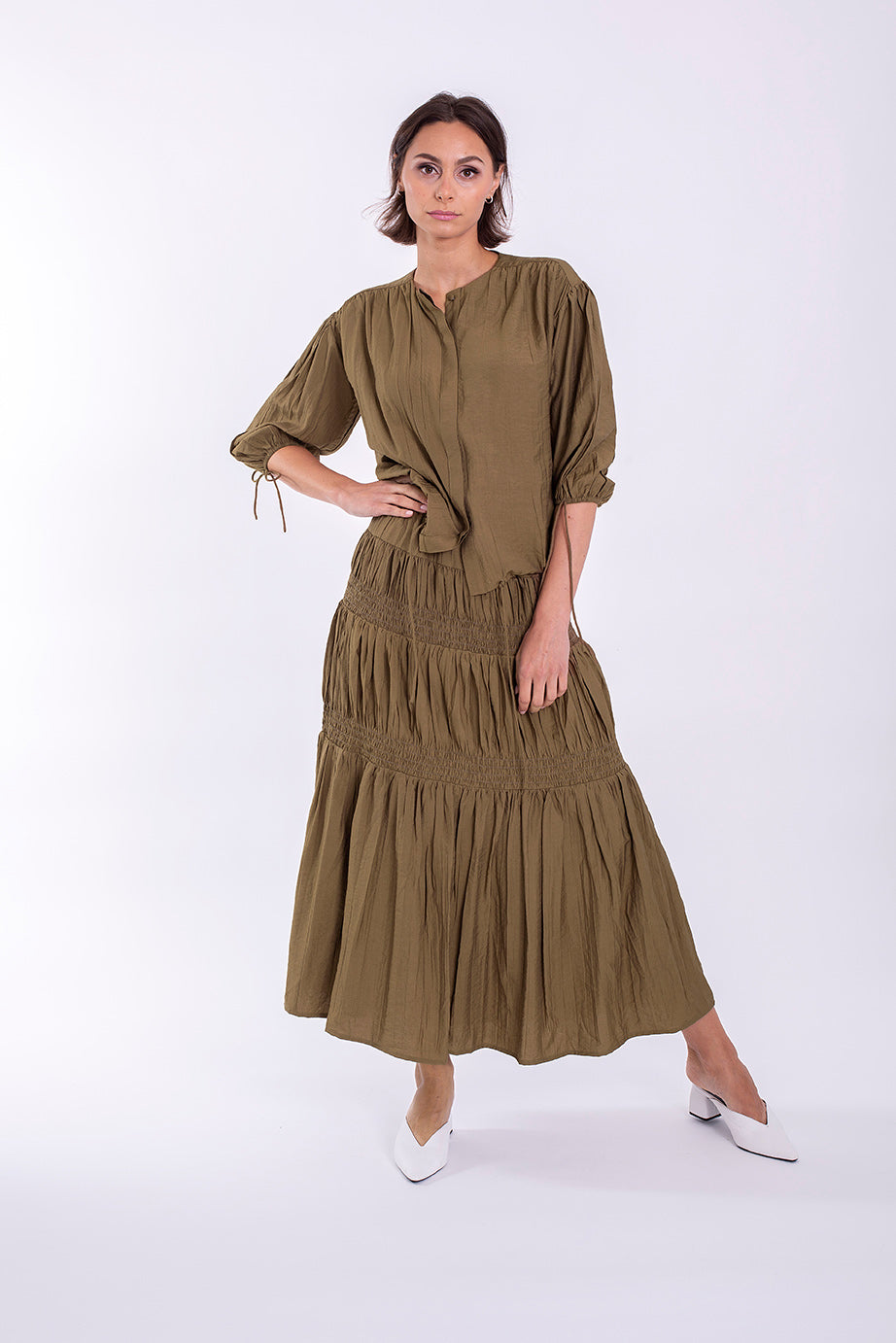 STATIC DRAWSTRING BUTTON BLOUSE