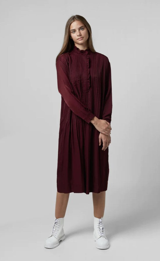 ELLE OH ELLE RUFFLE HIDDEN BUTTON DRESS W SEWN PLEATS
