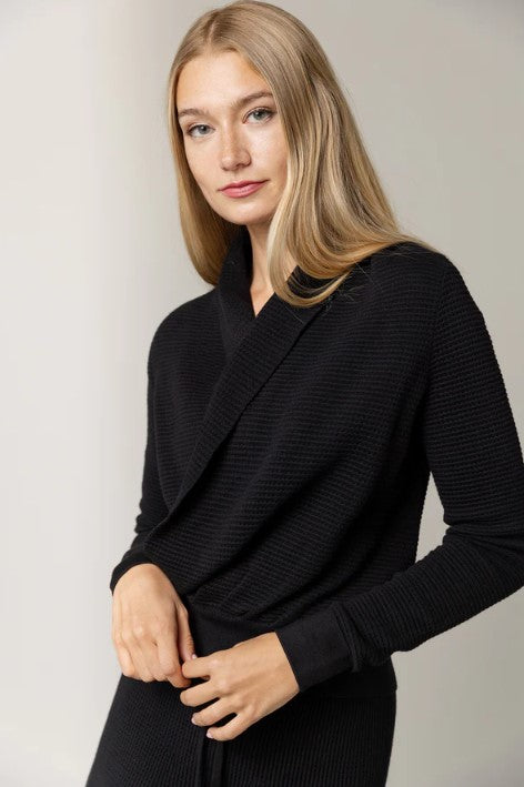 APPARALEL WRAP TOP