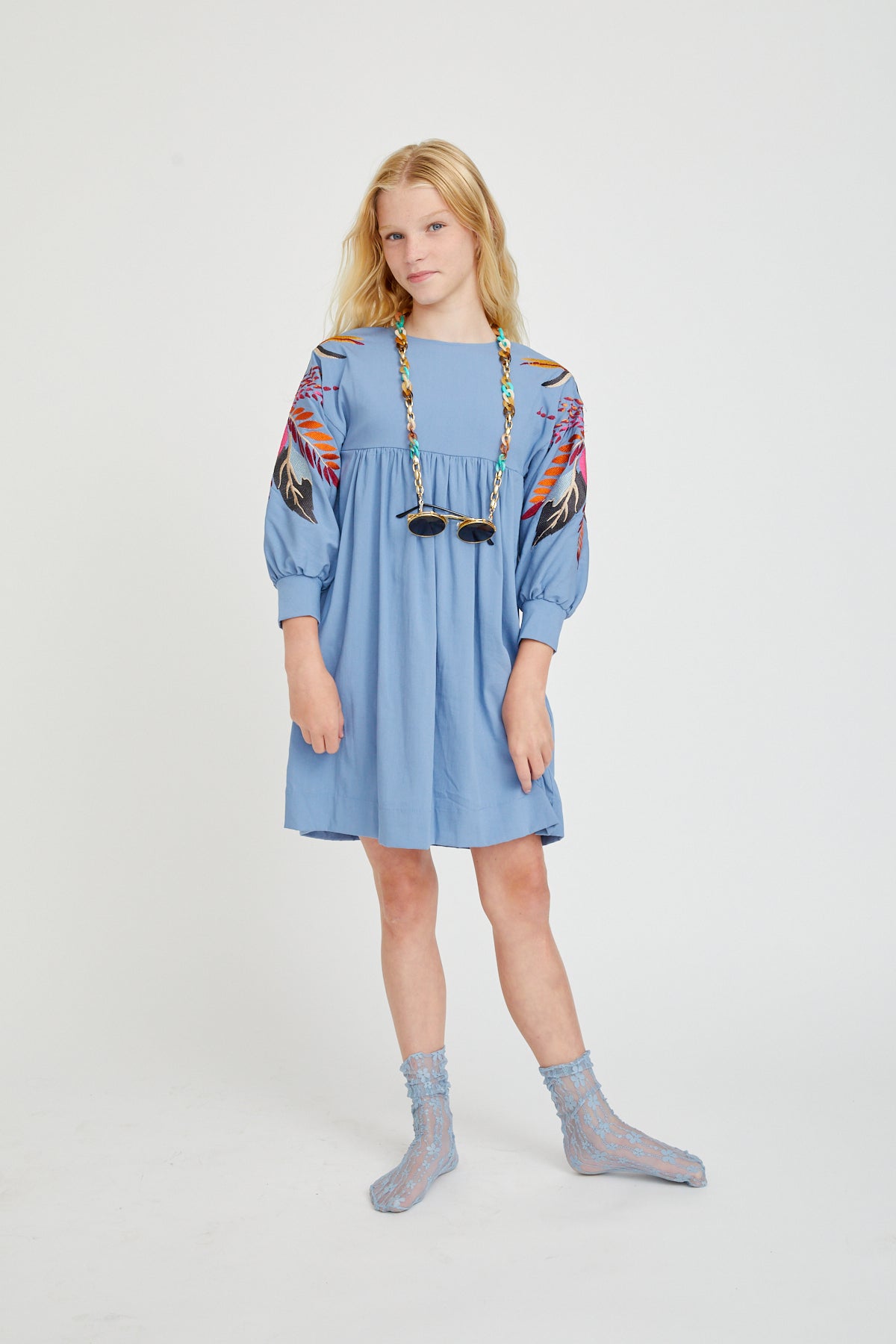 PORTER SOLID DRESS W EMBROIDERED SHOULDER