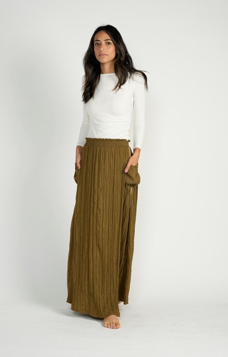 METALLIC CRINKLED SATIN MAXI SKIRT
