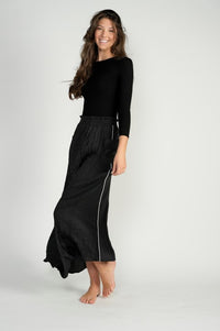 METALLIC CRINKLED SATIN MAXI SKIRT