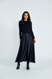 AMELIA BEADED NECK TRIM TOP