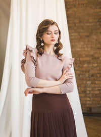 APPARALEL RUFFLE SHOULDER SWEATER