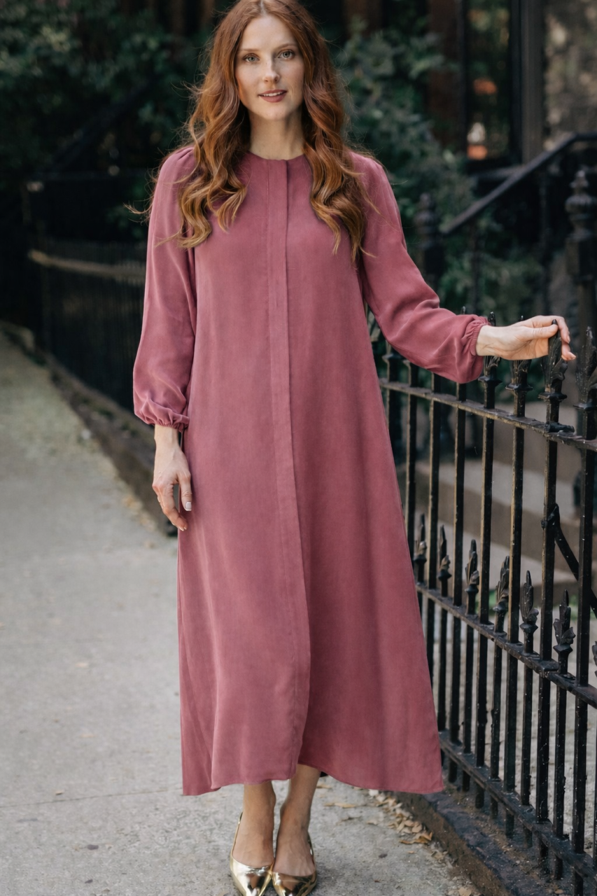 SEW LIP HIDDEN BUTTON DRESS