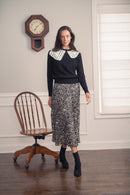 BEIGE KNIT COLLAR SWEATER