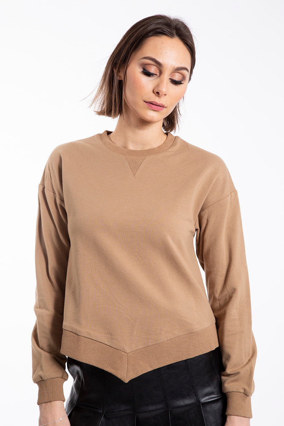 CONCEPT V DETAIL SWEATSHIRT