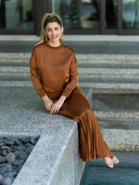 LEVEL GLOSSY TOP