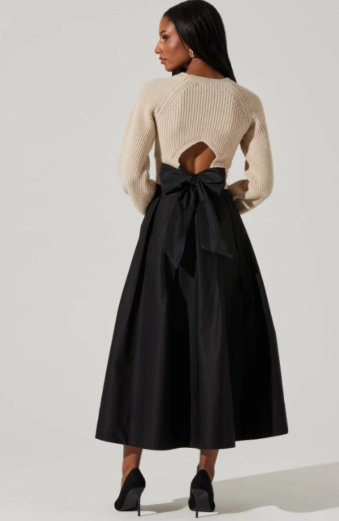 ASTR EILA KNIT TIE BACK SWEATER