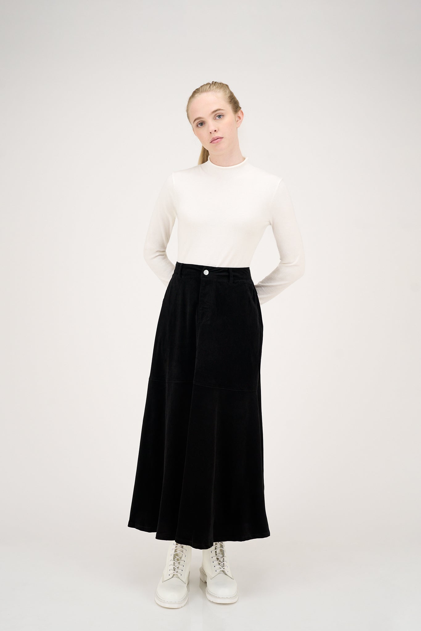 ELLE OH ELLE MAXINE THIN CORDUROY SKIRT