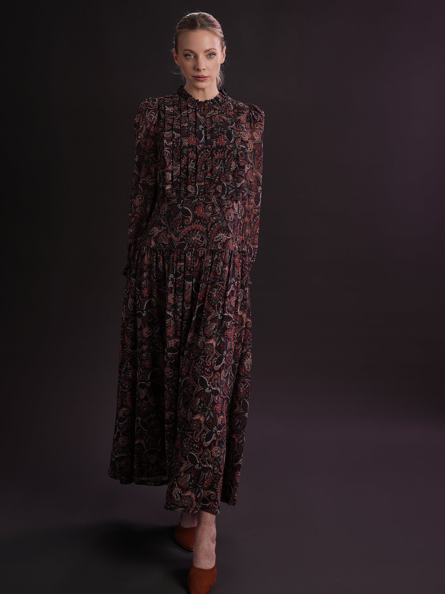 CELINA`S PLEATED FRONT PAISLEY DRESS