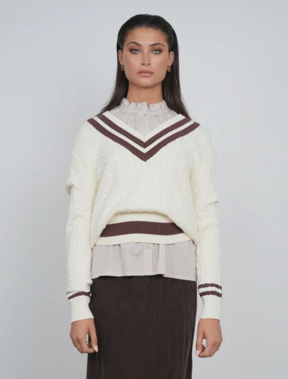 POINT RUFFLE BLOUSE