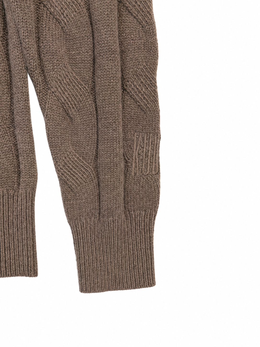 KUO CABLE KNIT SWEATER