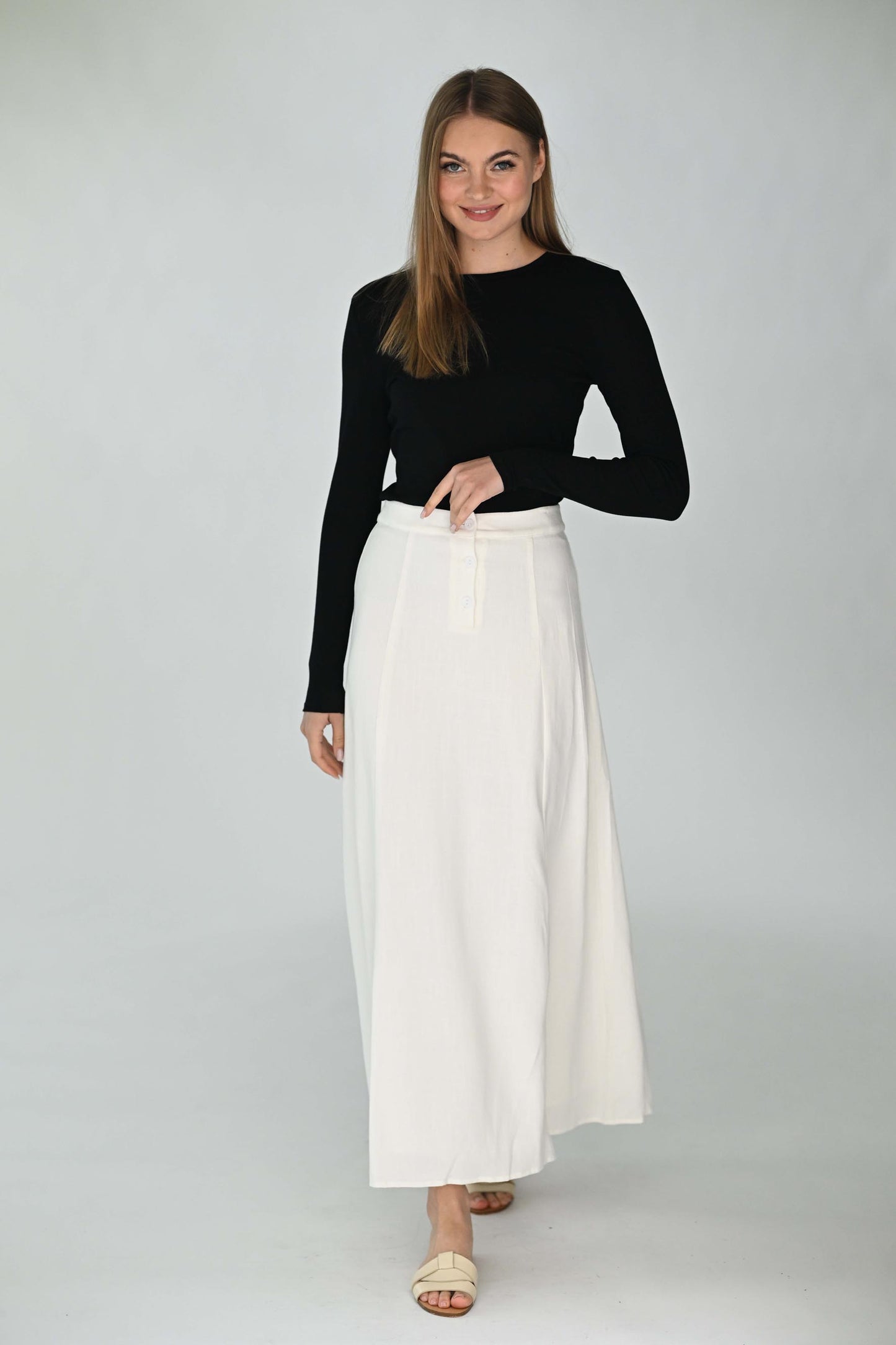 LATITUDE BUTTON FRONT LINEN SKIRT