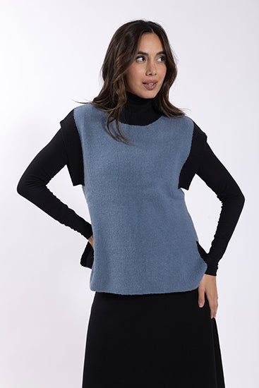 LATITUDE Colorblock Button Back Vest