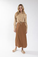 LATITUDE Basic A-Line Skirt