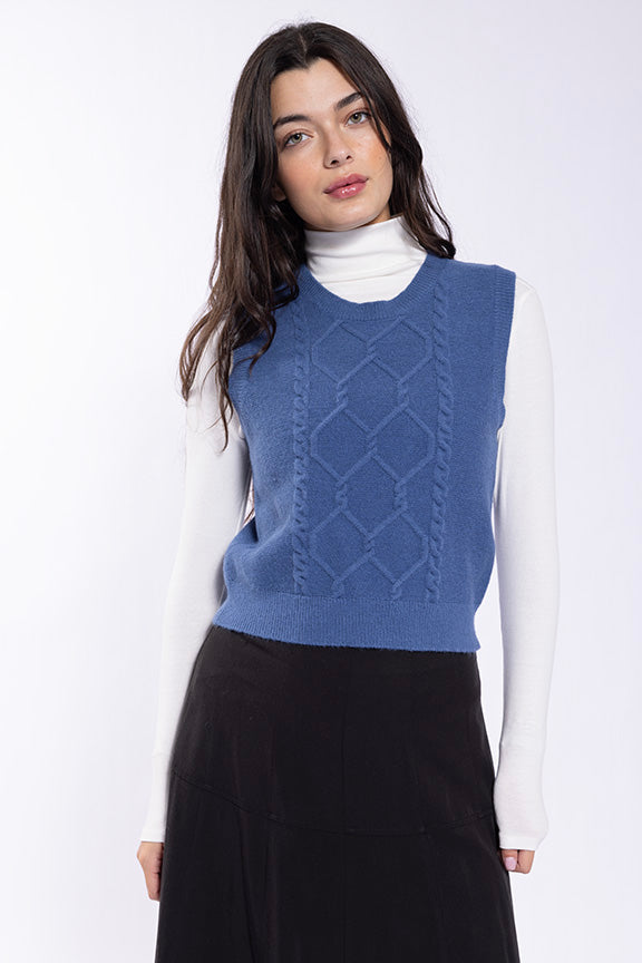 Latitude Cable Front Vest