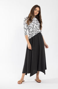 MONN FLORAL V-NECK TEE