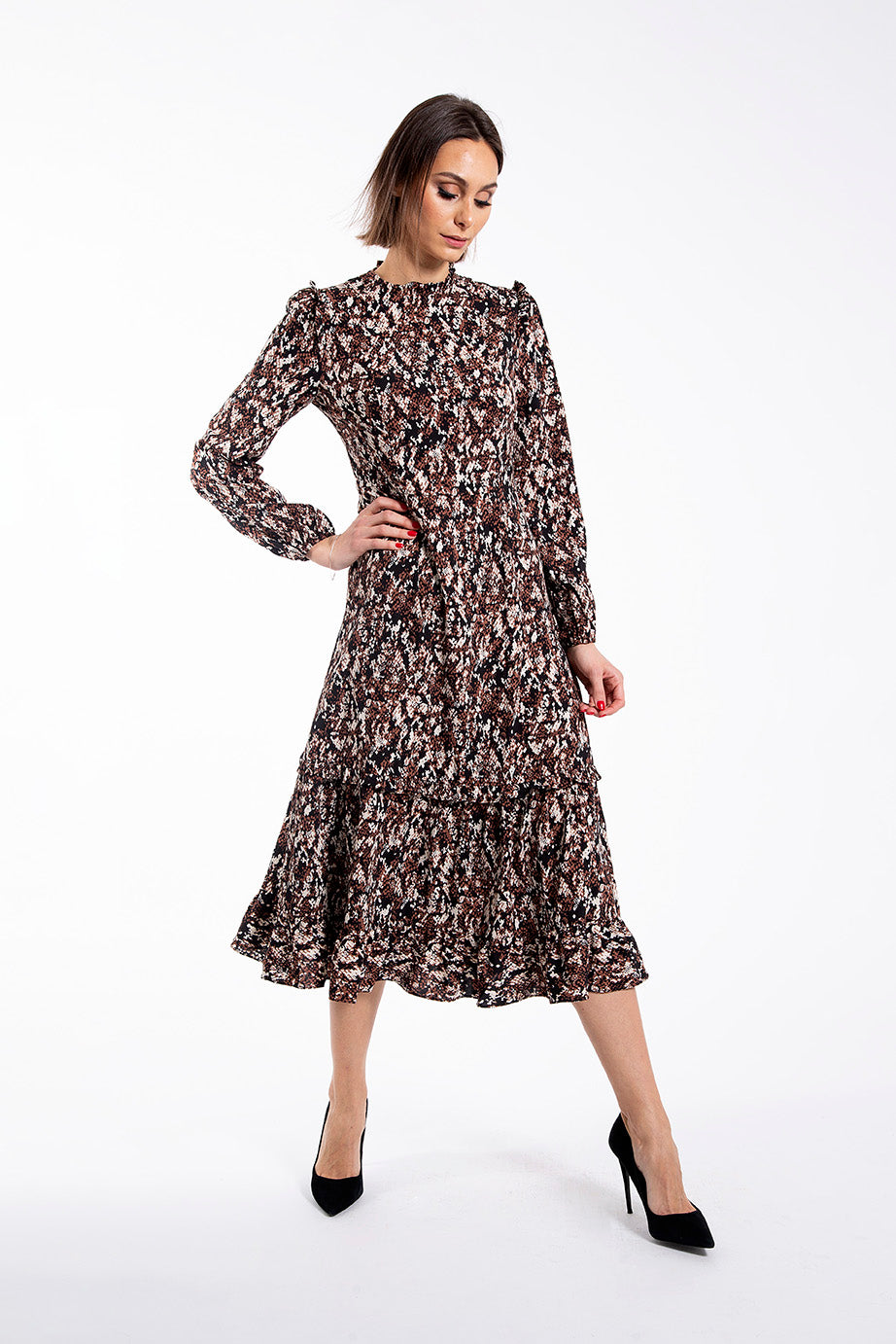 MAPLE & CLIFF DROP RUFFLE BOTTOM PRINTED DRESS