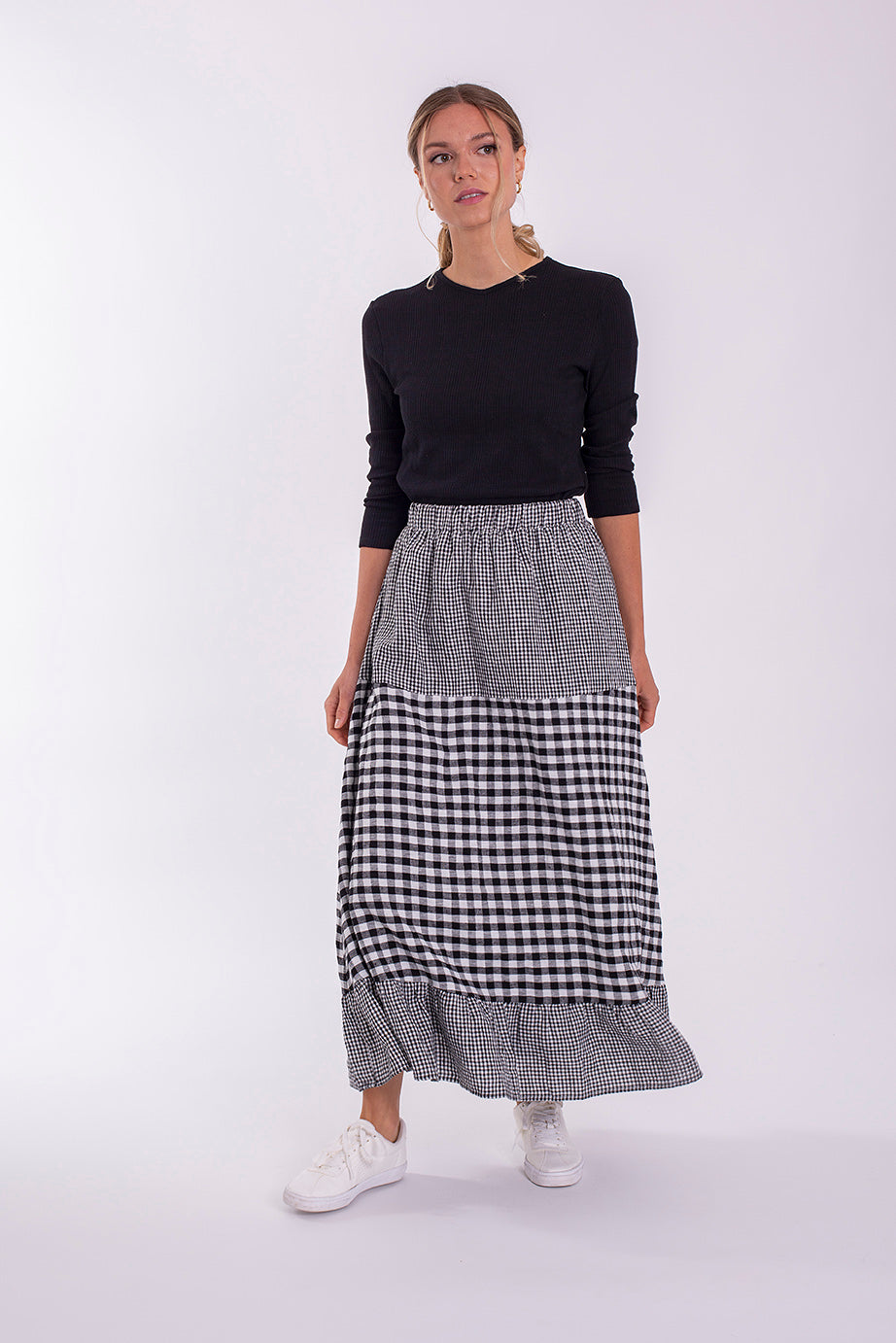 MAPLE & CLIFF GINGHAM TIERED SKIRT