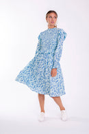 MAPLE & CLIFF PRINTED SMOCKED DRESS W RUFFLE SHOULDER