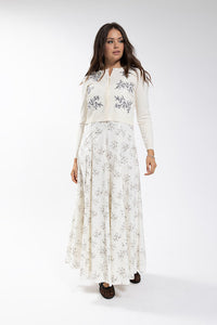 MAPLE & CLIFF Floral Embroidered Cardigan