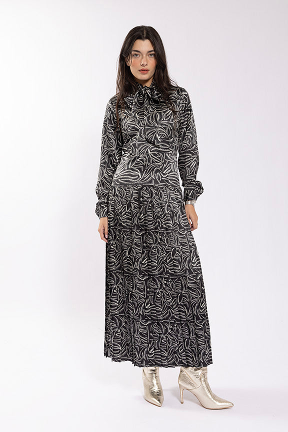 Maple & Cliff Printed Pleated Bottom Dress