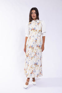 MAPLE & CLIFF FLORAL BUTTON BACK JUMPER