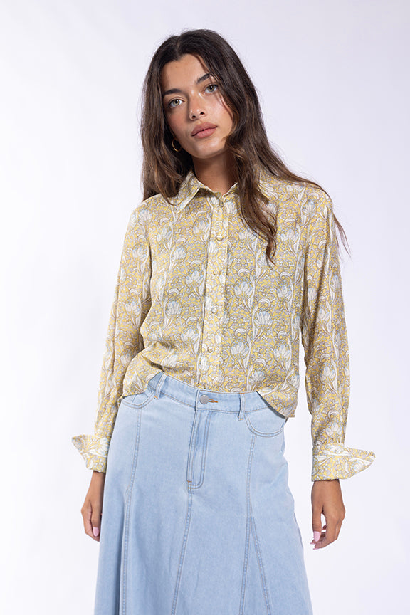 MAPLE & CLIFF PRINTED BUTTONDOWN SHIRT