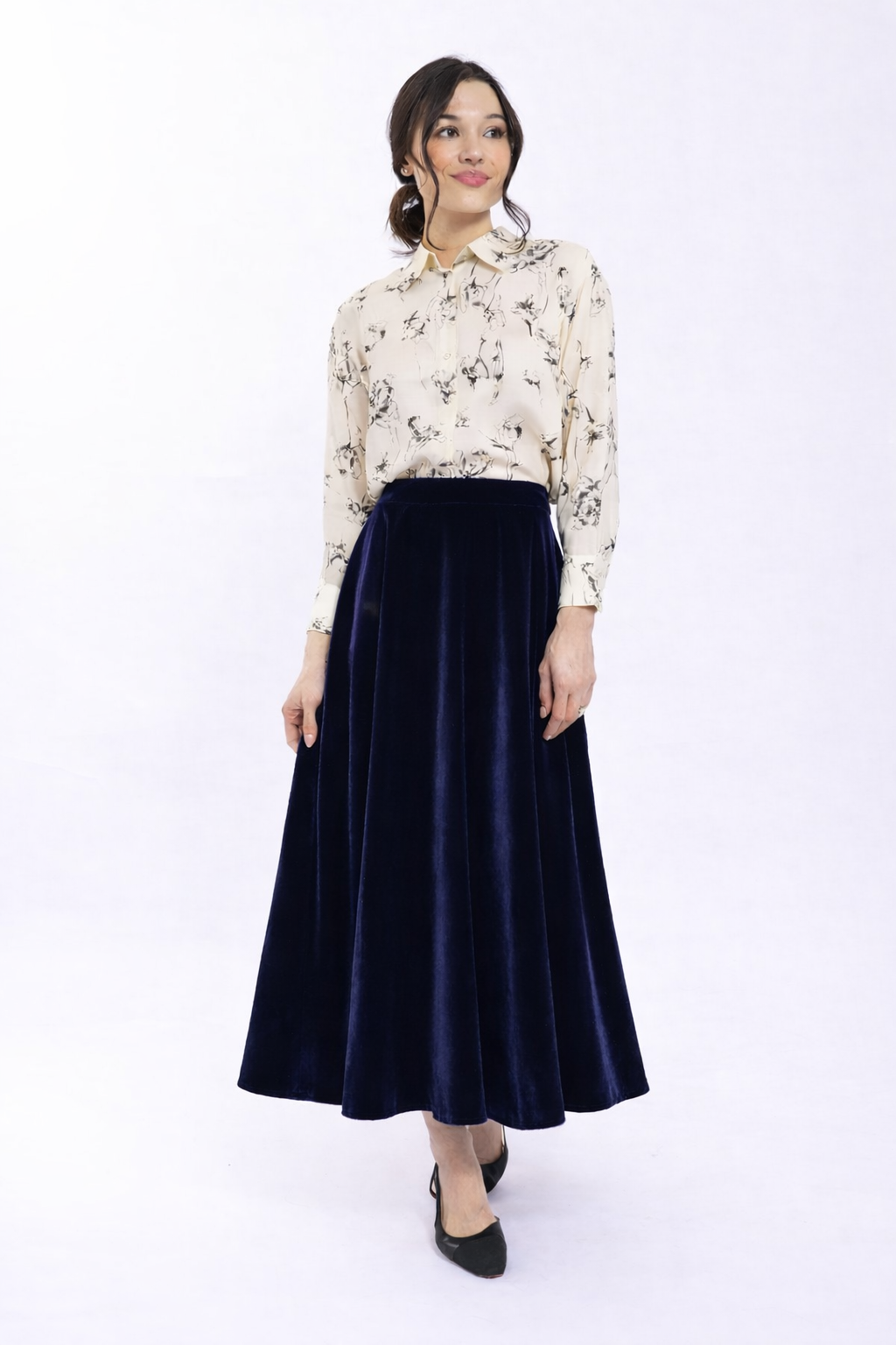 MAPLE & CLIFF FLARED VELVET SKIRT