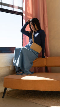 KUO V-NECK RIBBED TEE