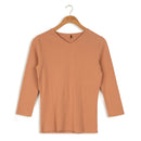 POINT 3/4 SLEEVE V-NECK TOP