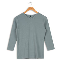 POINT 3/4 SLEEVE V-NECK TOP