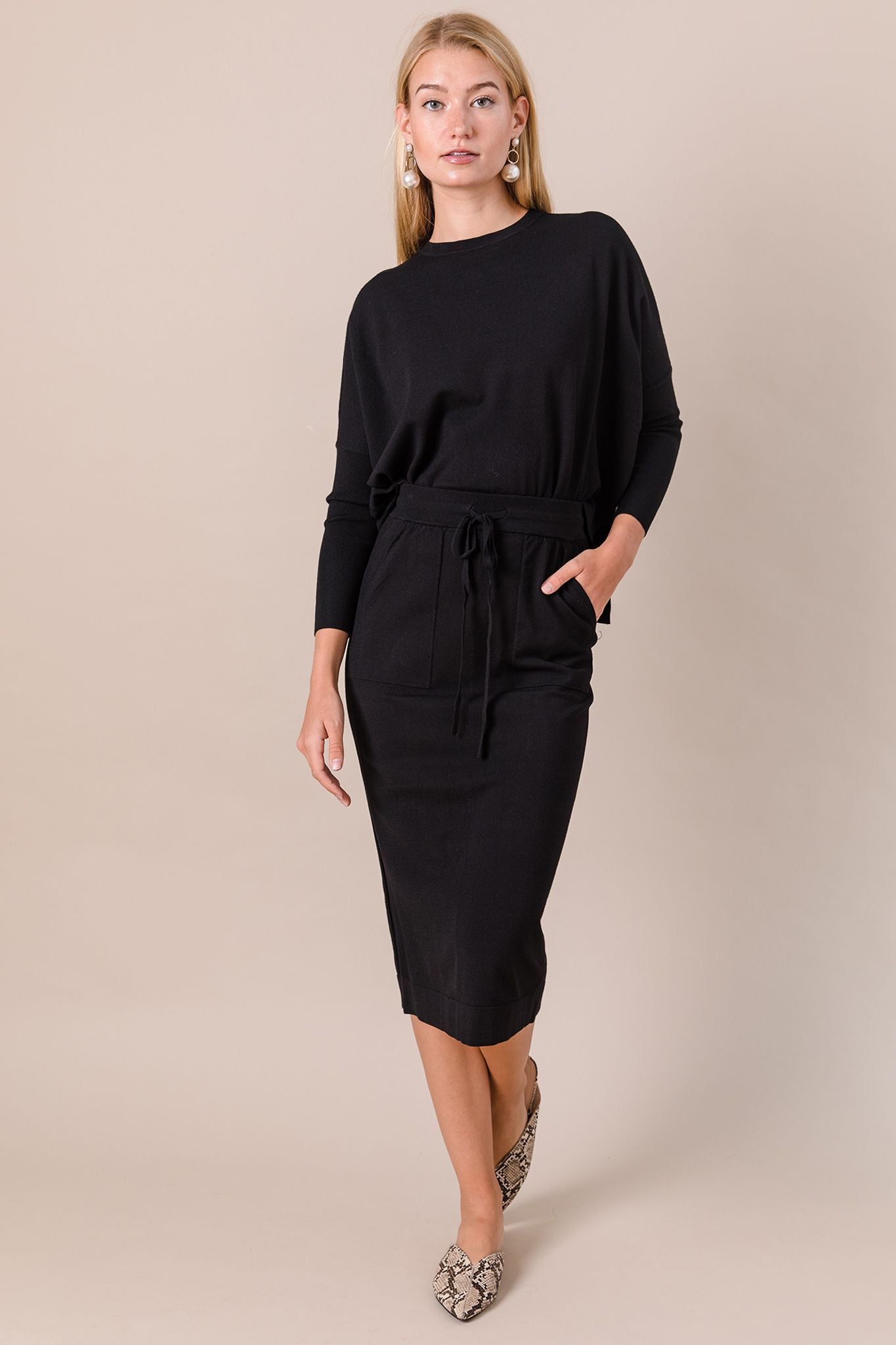 XS / BLACK