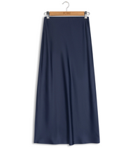 POINT SATIN SLIP SKIRT