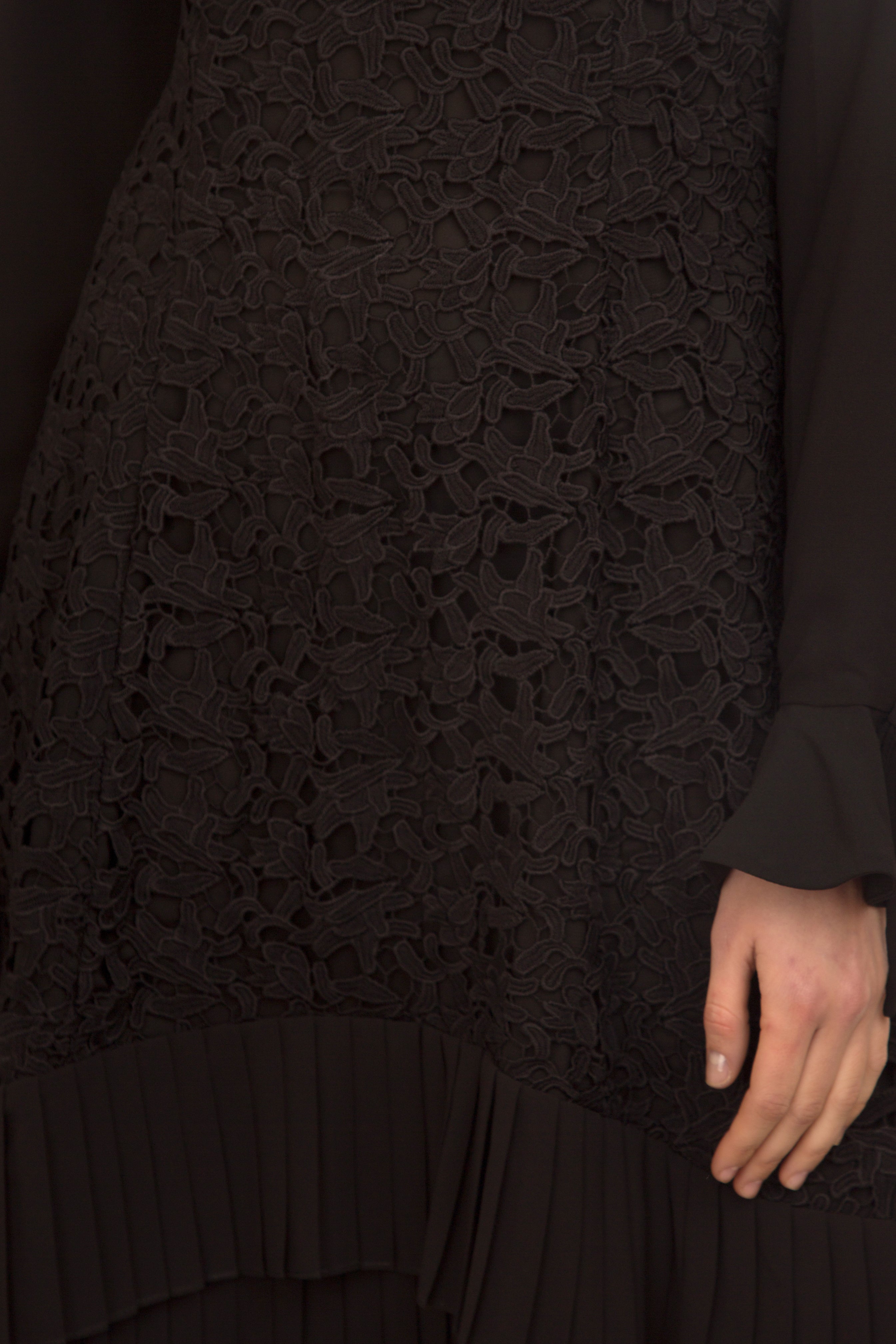 SARA NAVON LACE MINI PLEAT DROP RUFFLE DRESS